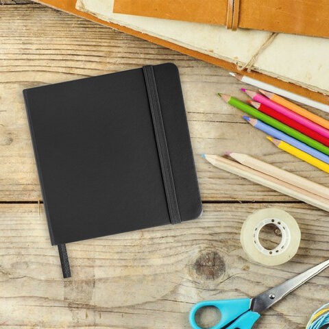 Скетчбук 120х120 мм Brauberg Art Classic 80 листов, 140 г/м2 113181